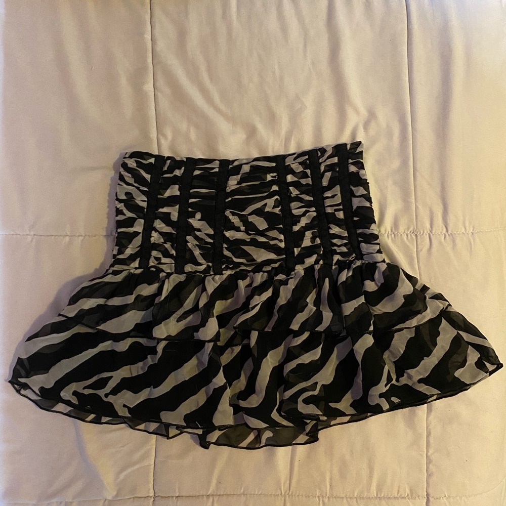 Bebe zebra print mini skirt